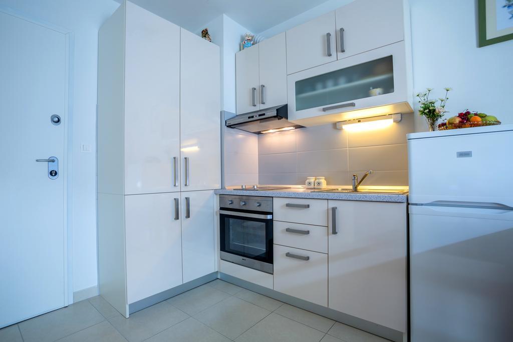 Studio Teuta - Private Parking Split Kamer foto